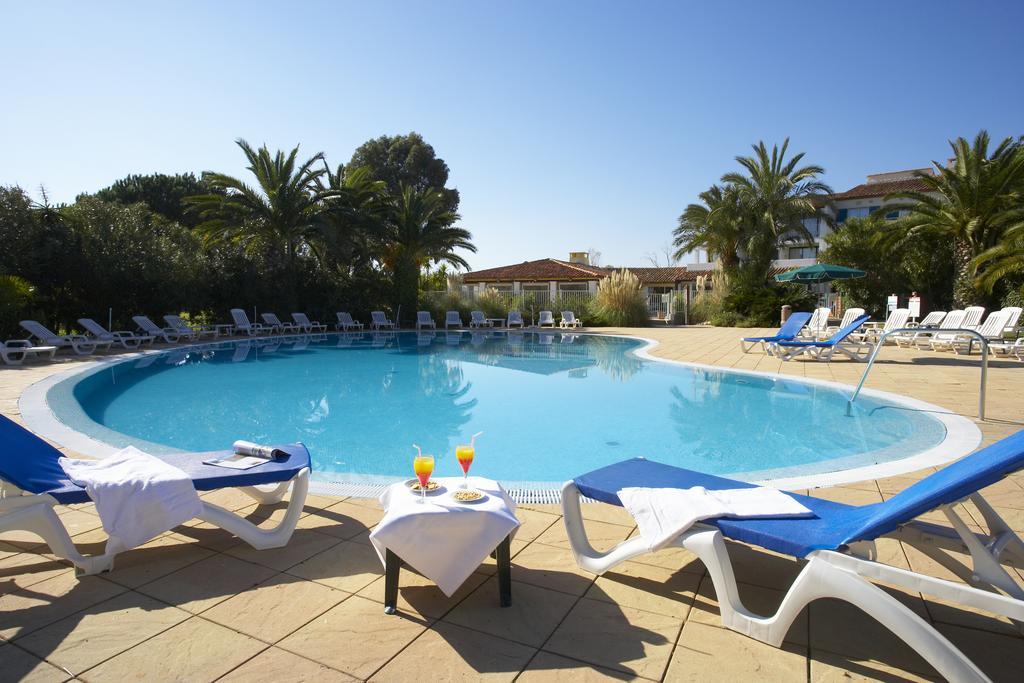 Sowell Residences Les Perles Du Golfe De Saint-Tropez Grimaud Exterior photo