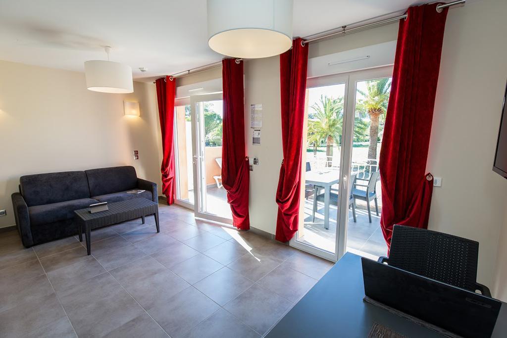 Sowell Residences Les Perles Du Golfe De Saint-Tropez Grimaud Exterior photo